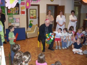 Visita del vescovo di Vicenza mons. Nosiglia 2009